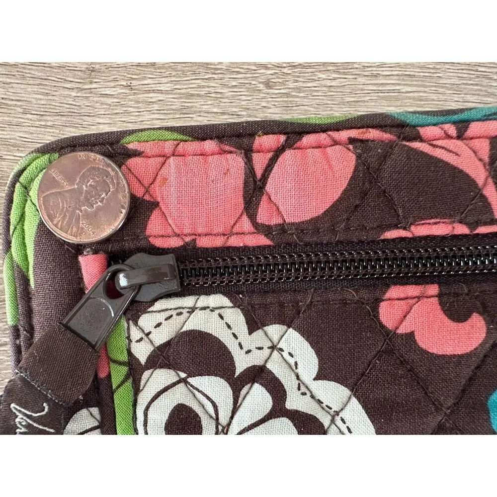 Vera Bradley Lola Turn Lock Wallet Quilted Paisley Retired Pattern Floral Multi - Picture 15 of 15